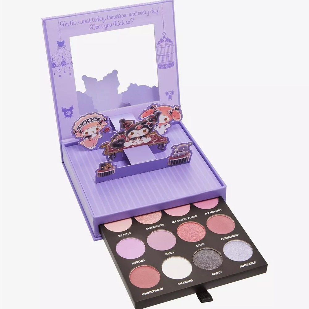 My Melody & Kuromi Cute Party Eyeshadow & Highlighter Palette Hot Topic Sanrio
